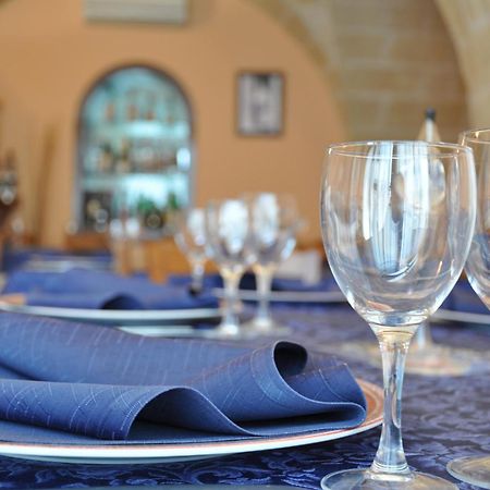 Al Borgo Antico Ristorante E B&B Crispiano Exterior foto