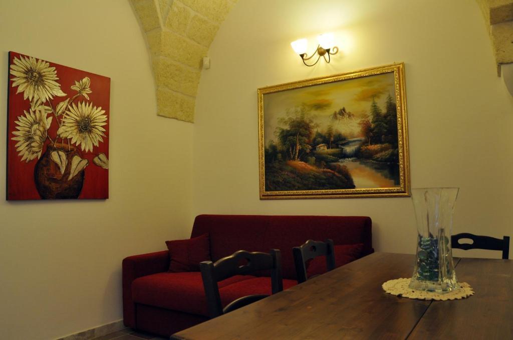 Al Borgo Antico Ristorante E B&B Crispiano Exterior foto