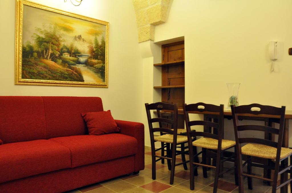 Al Borgo Antico Ristorante E B&B Crispiano Exterior foto
